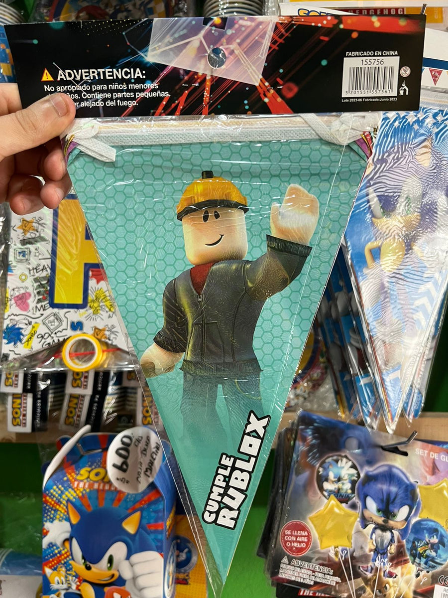 Banderin triangular personajes roblox