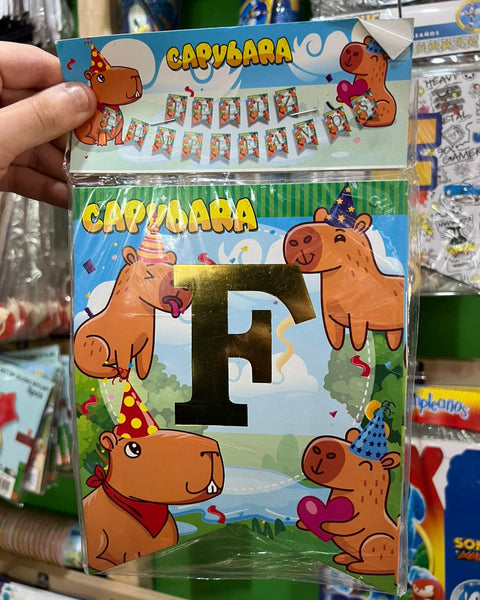 Banderin de feliz cumpleaños capibara