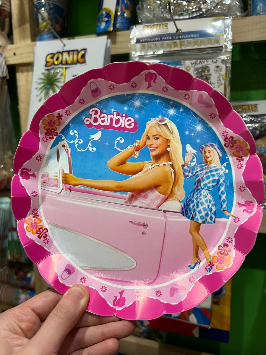 Platos barbie paquete X 6 unidades